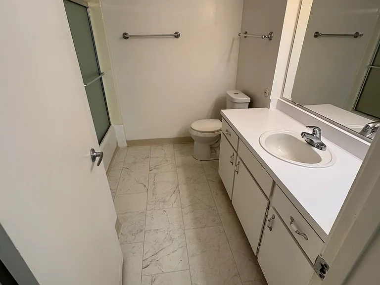 Kula Kai Apartments — Photo 5