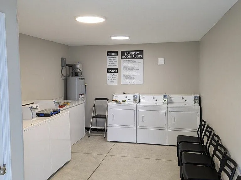 Inside Laundromat - only for tenants living in the complex