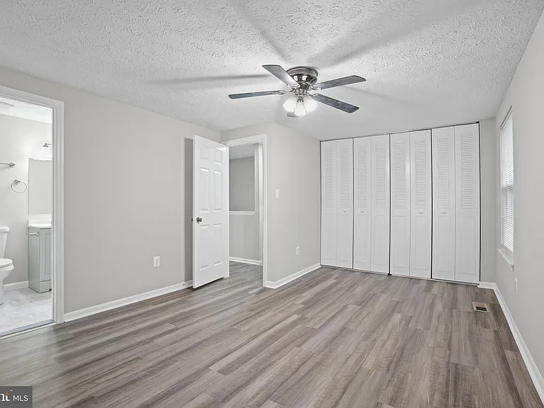 10506 Lime Tree Way — Photo 23