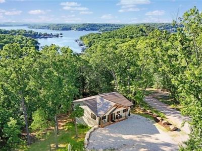 10 Legacy Ln E, Sunrise Beach, MO, 65079