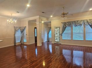 1903 N Travis St, Liberty, TX 77575