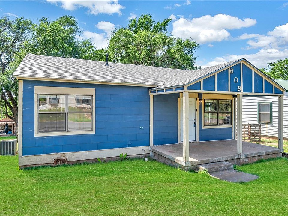 609 N 2nd St, Sayre, OK 73662 Zillow