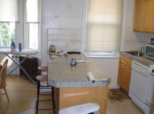 407 Green Ln APT 1F, Philadelphia, PA 19128