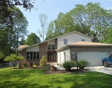 1st image of 9860 Cedarwood Dr