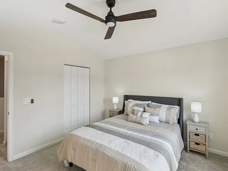Guest Bedroom #1