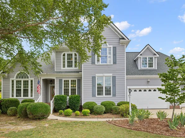 9356 Wakefields Oak Grove Dr, Zebulon, NC 27597