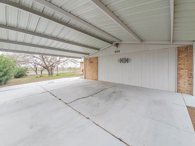 5132 Round Rock Dr — Photo 3