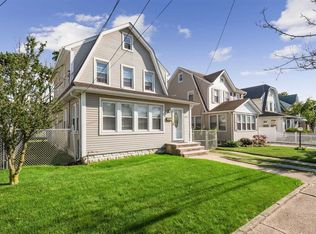 107 Cedar Rd, West Hempstead, NY 11552