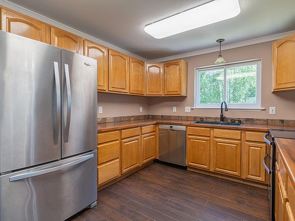 2nd image of 1210 Marsh Laurel Ave