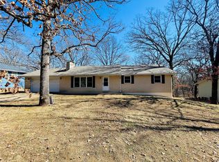 1714 Sanders Rd, Saint Robert, MO 65583