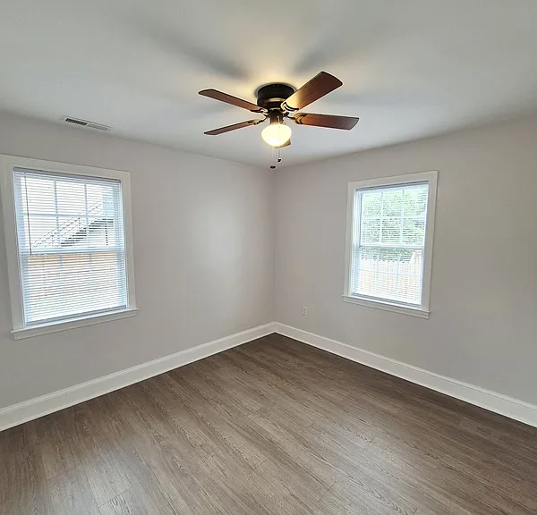 115 Slagle Ave — Photo 32