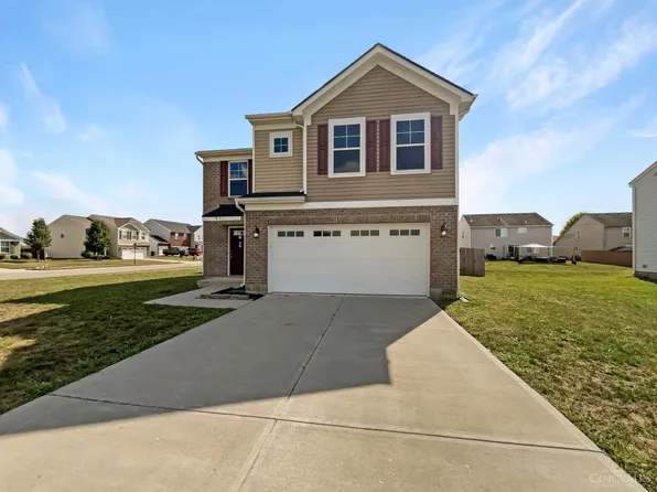 801 Prescot Cir, Trenton, OH 45067