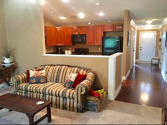 3rd image of 1702 Citydweller Way