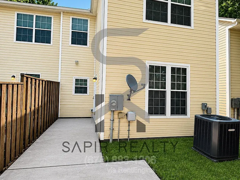 2339 Brianna Dr — Photo 4