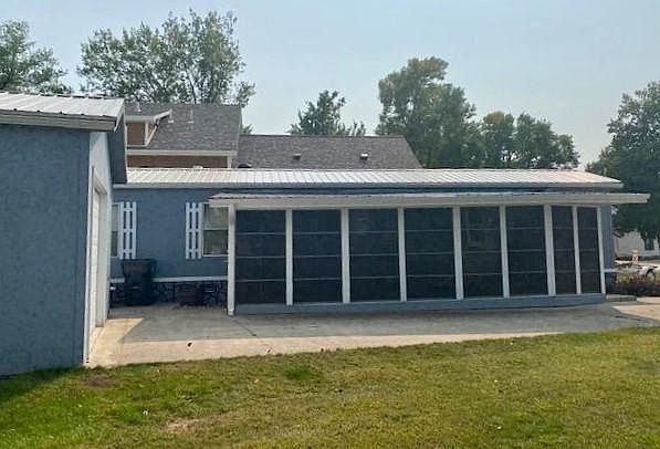1st image of 1621 Joy Loy Ln