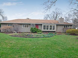 5760 S Monroe St, Hinsdale, IL 60521