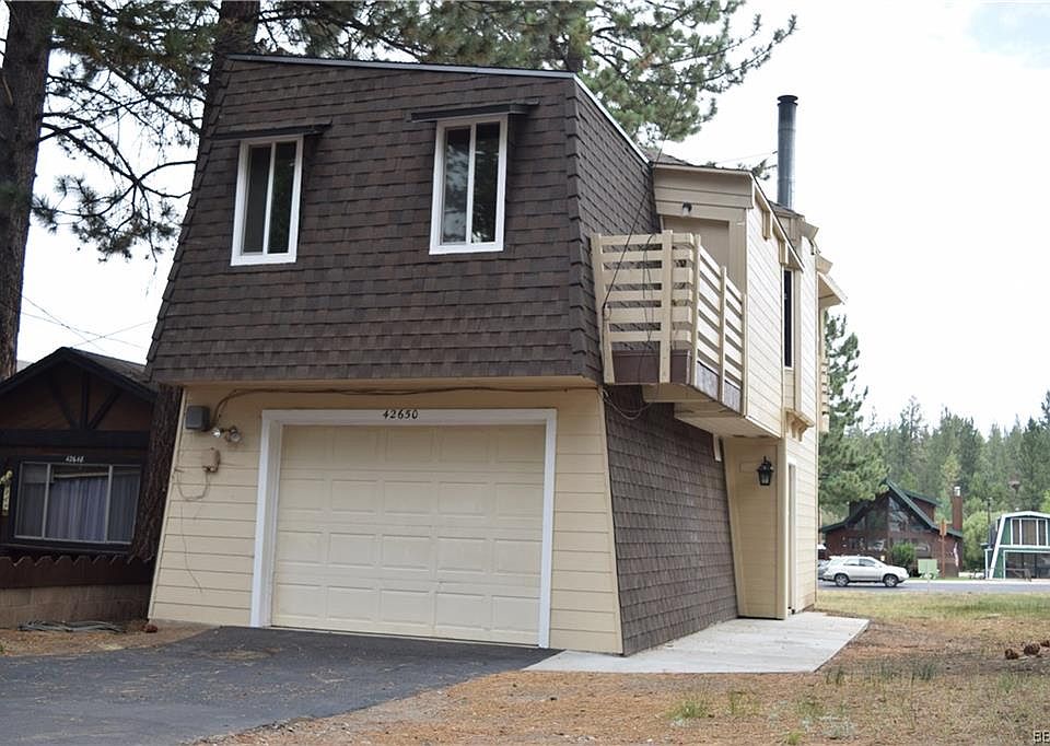 1st image of 42650 Falcon Ave