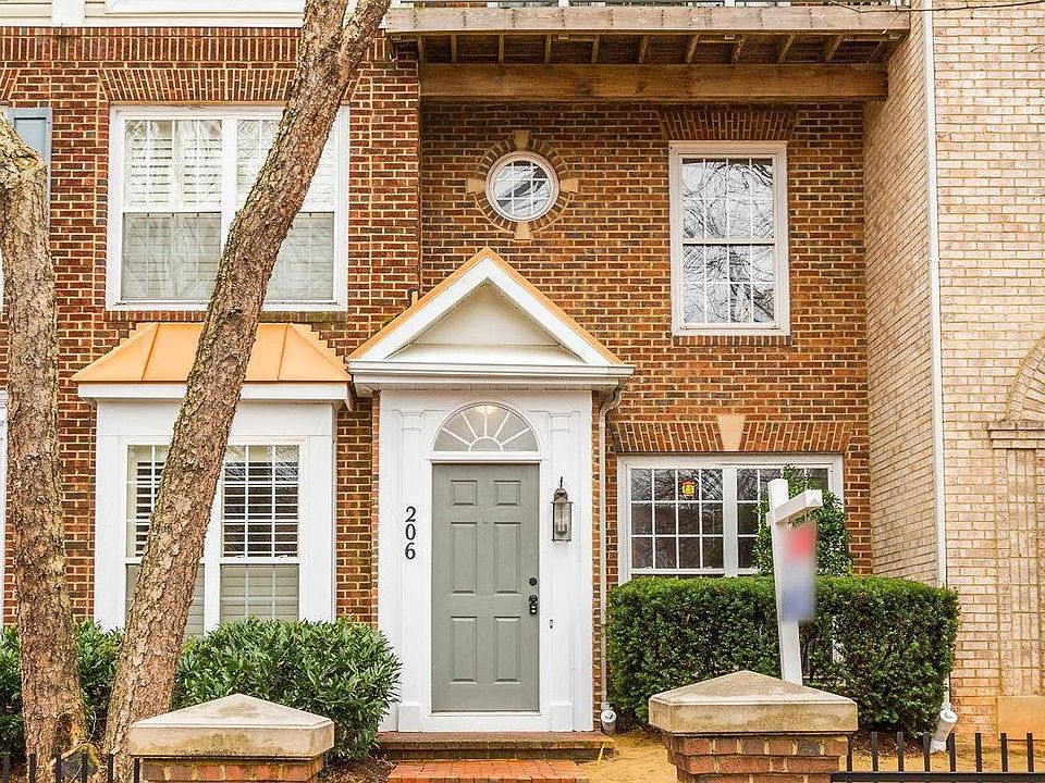 1st image of 206 Fallsgrove Blvd #14