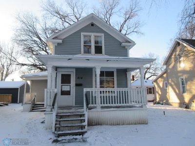 814 7th St N, Fargo, ND, 58102