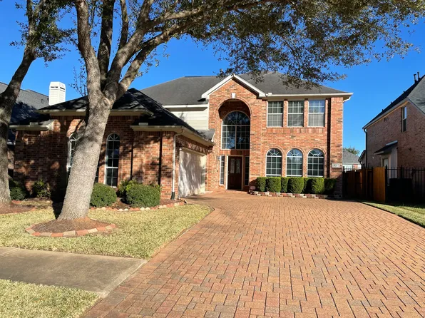 14207 Cairns Ct, Sugar Land, TX 77498