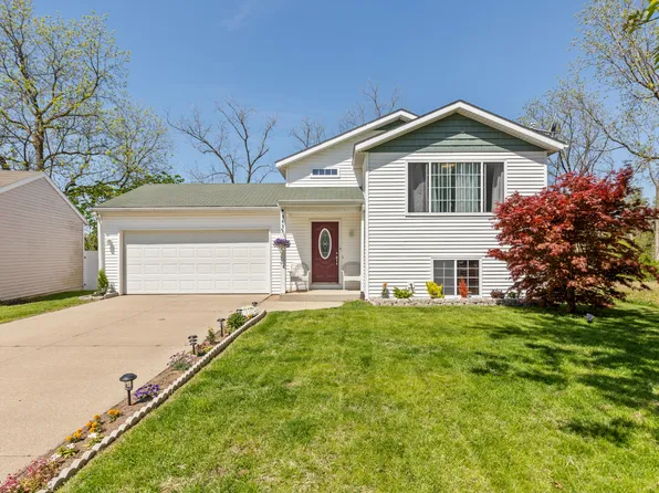 960 Sagewood Ct, Holland, MI 49423
