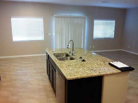 4th image of 2865 Glass Vine Ct
