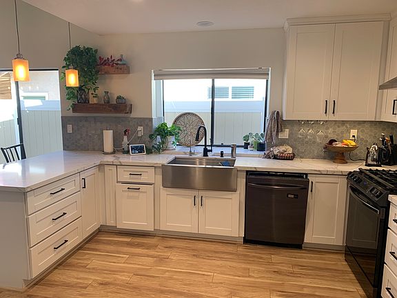 2nd image of 2573 Magellan Ln
