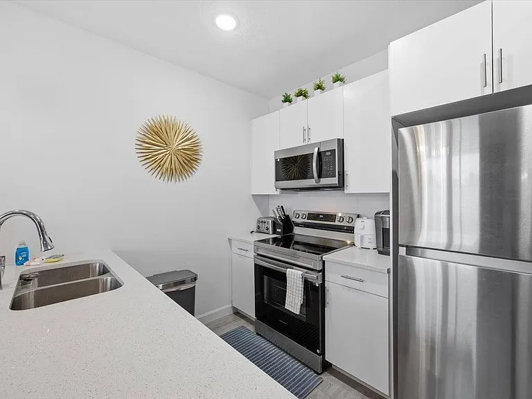 620 Trikomo Dr — Photo 8