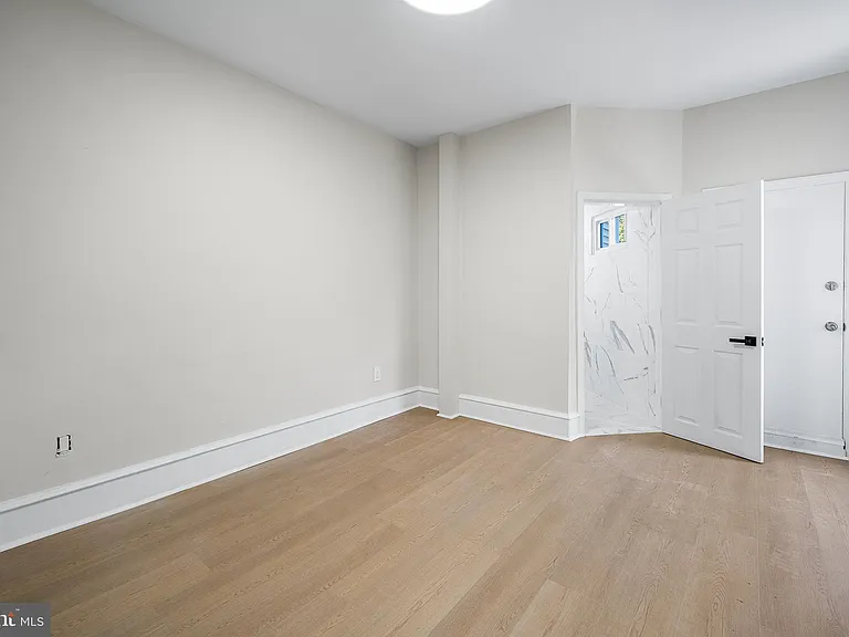 775 S 8th St #2R — Photo 8