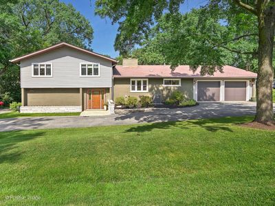 9260 S 86th Ave, Hickory Hills, IL, 60457