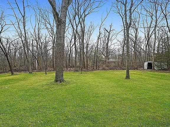 Huge 1 acre lot