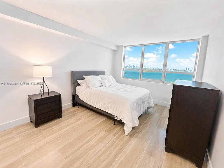 1500 Bay Rd #724S — Photo 11