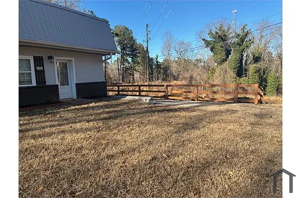 Building Photo - 6158 Suwanee Dam Rd