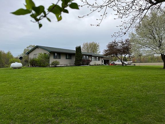 2nd image of 16504 Whispering Meadows Dr
