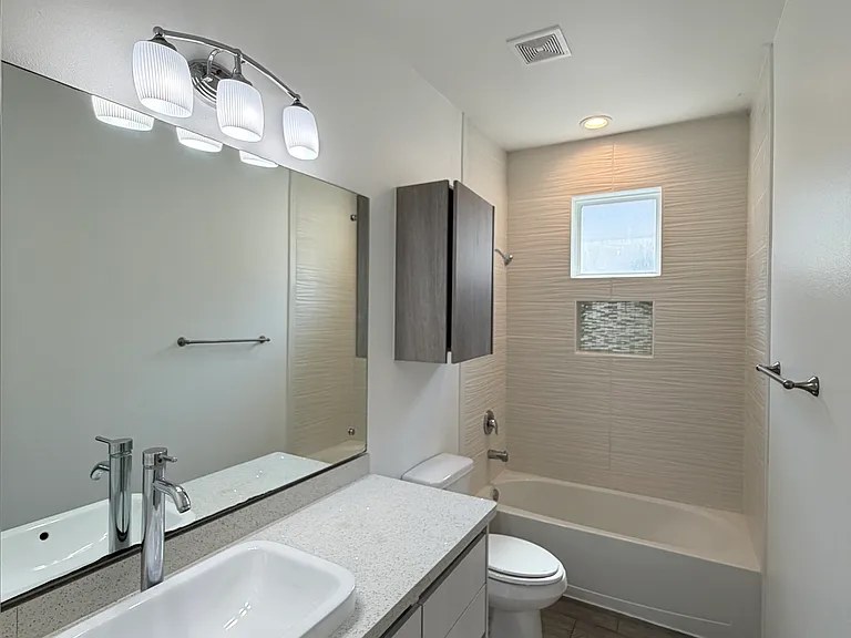 909 W Carmel Ave #2 — Photo 7