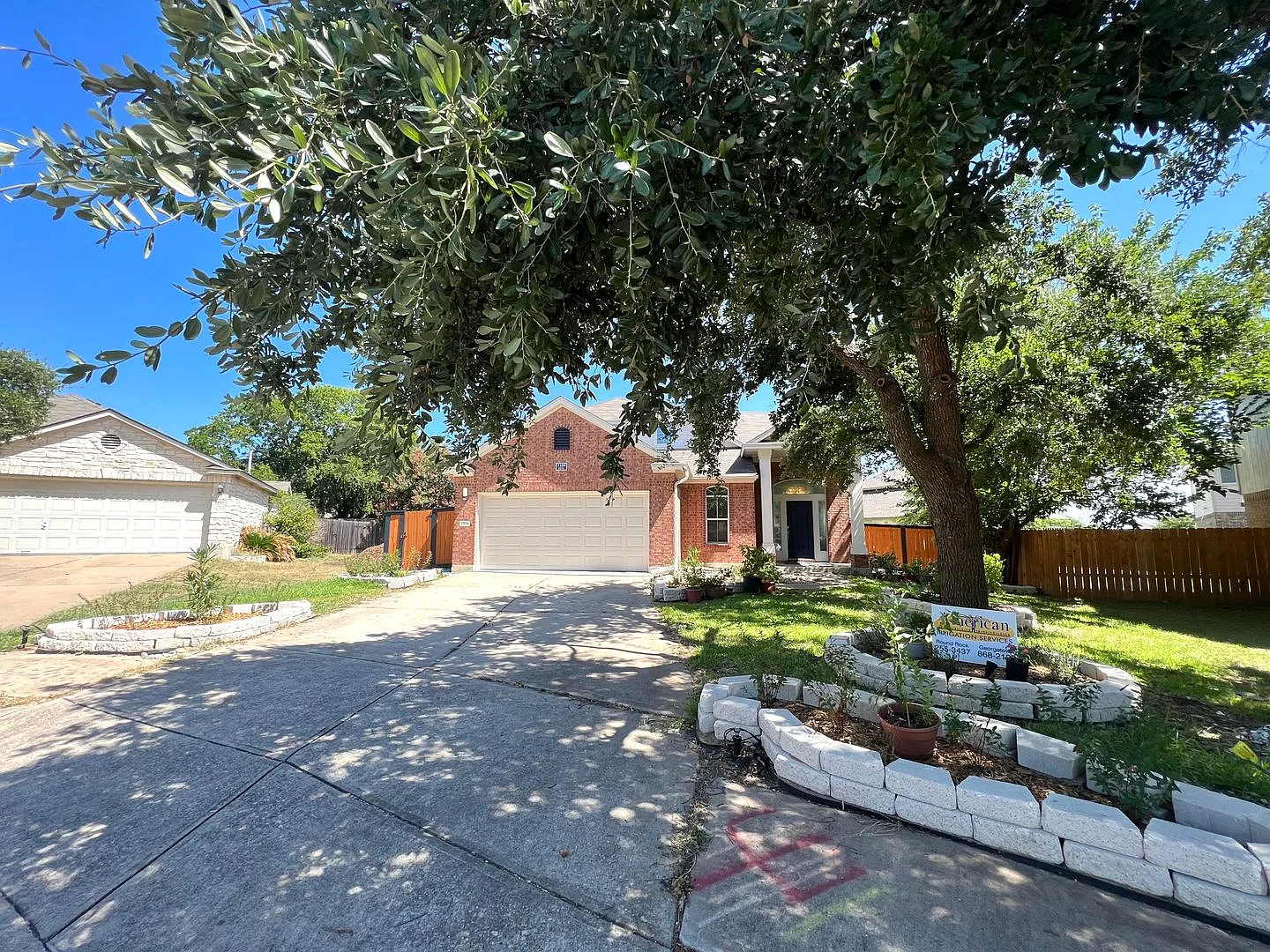 3 Bedroom 2.5 Bath 1 Single Family Home for Rent in Cambridge Heights Area of Round Rock, Texas, ... — Photo 2