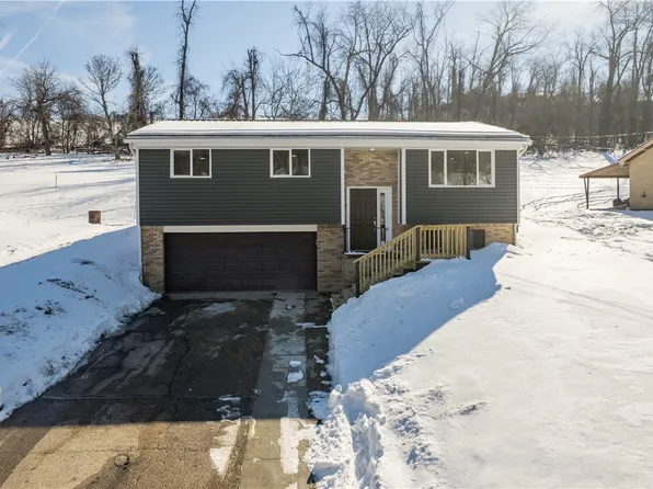 260 Twin Bridges Rd, Charleroi, PA 15022