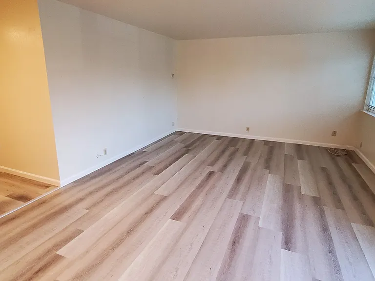 Park Villa Apartments — Photo 33