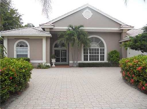 1st image of 107 Pegasus Dr