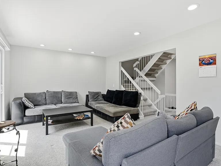5271 Wright Way E — Photo 12