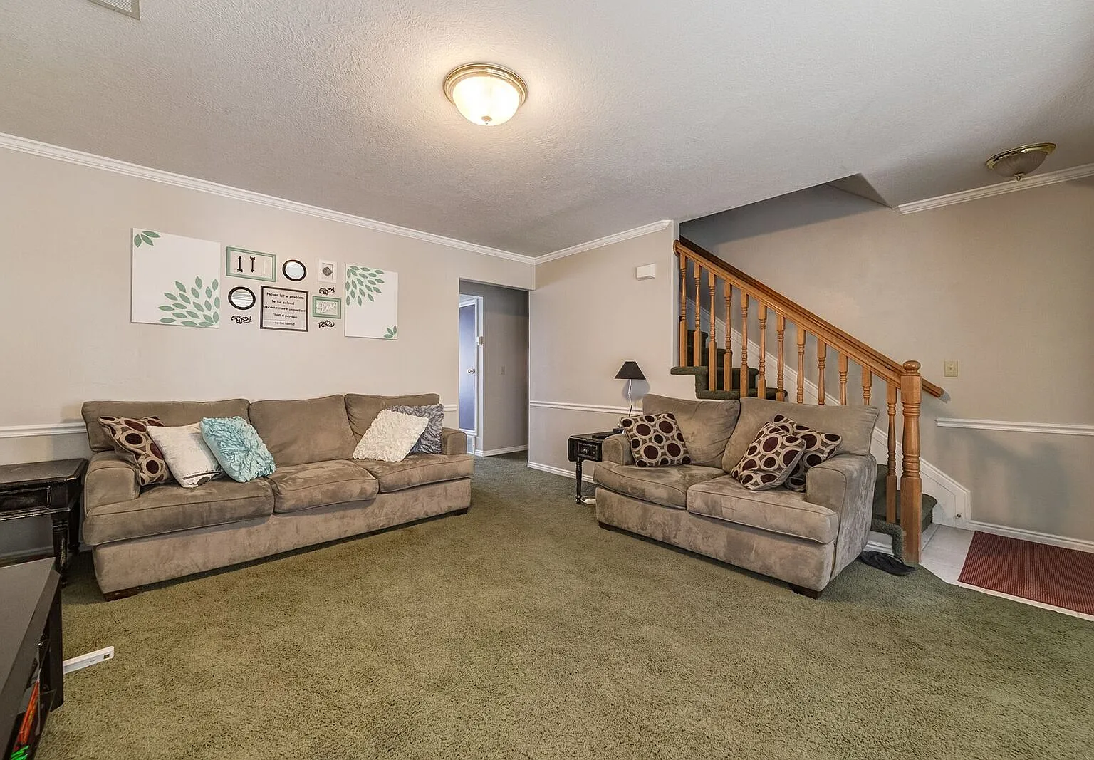 4 bed, 1274 sqft, $555 — Photo 4