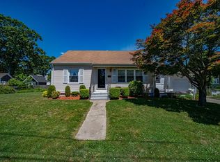 74 Prescott Ave, Riverside, RI 02915