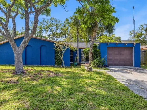 6410 Westport Dr, Port Richey, FL 34668