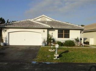 6161 Manchester Ln, Davie, FL 33331