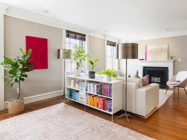 97 Mount Vernon St Unit 43, Boston, MA 02108