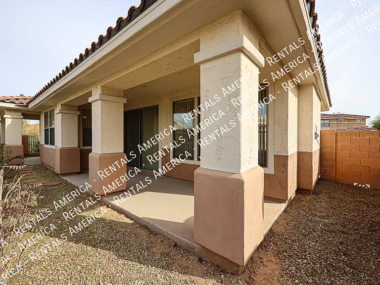 2218 N 135th Dr — Photo 29