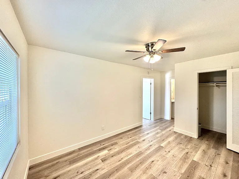 662-668 Florence Street — Photo 7