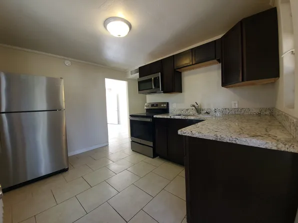 6544 N 59th Dr Unit A, Glendale, AZ 85301