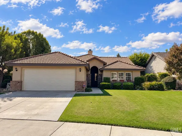 9805 Cabbage Rose Ave, Bakersfield, CA 93311