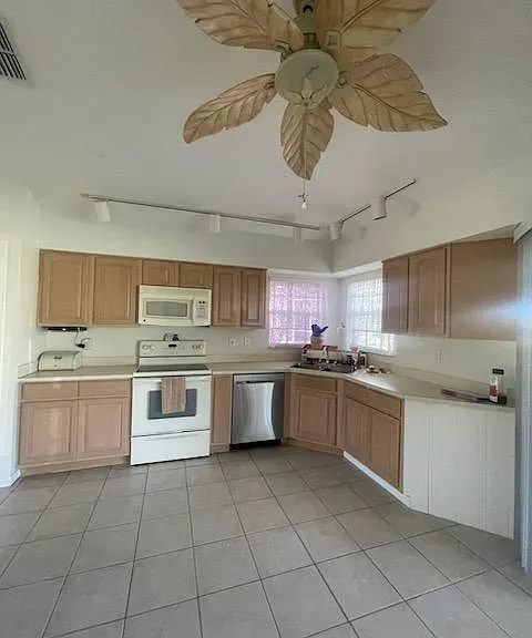 20918 Country Barn Dr — Photo 10